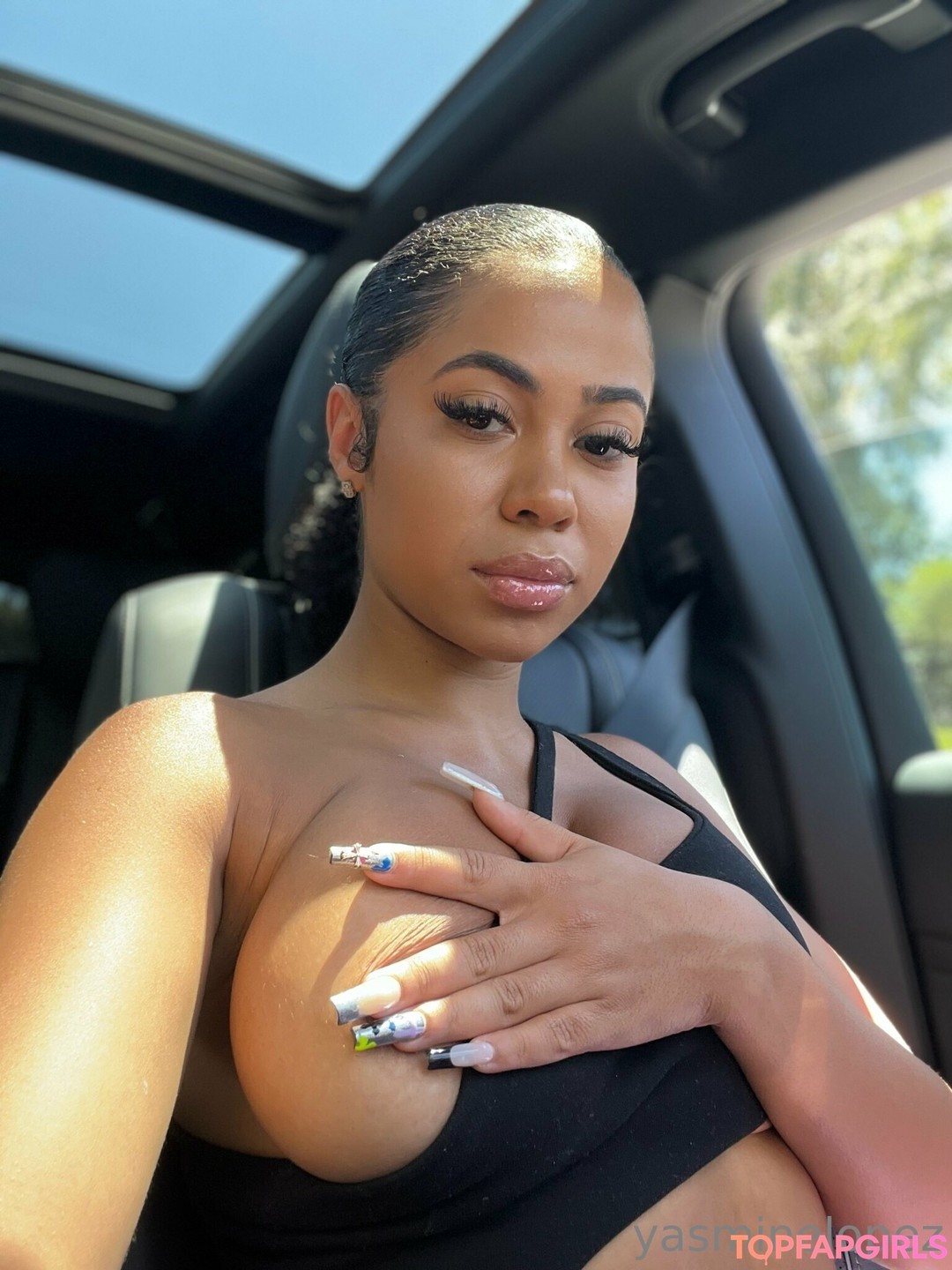 Yasmine Lopez pornostar hd foto