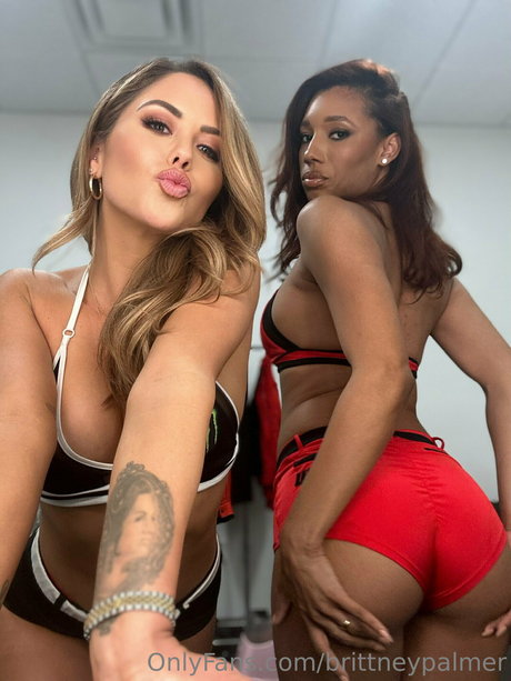 joi teen onlyfans exklusive nette bild