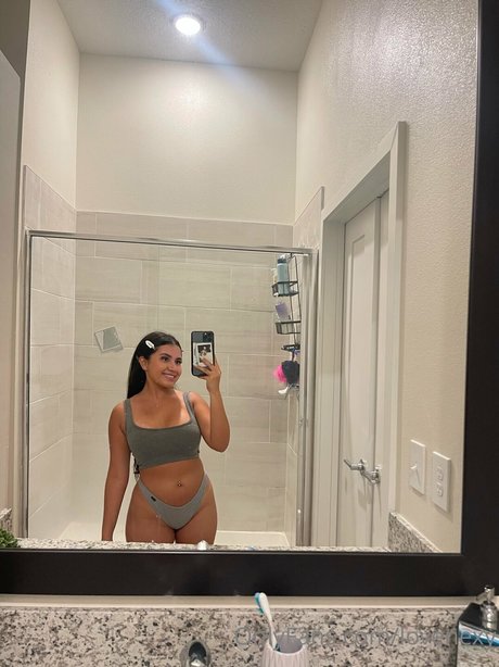 Lovenexy schauspielerin sexy archiv