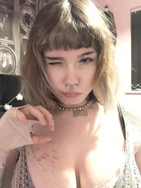 Tinyfawnn exklusive hübsche fotos