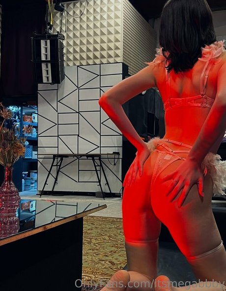 itsmegabbby top nackt bild