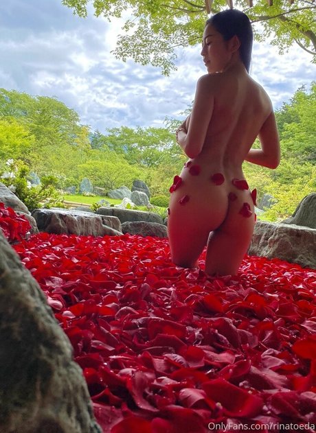 Rina Toeda schauspielerin freie bilder