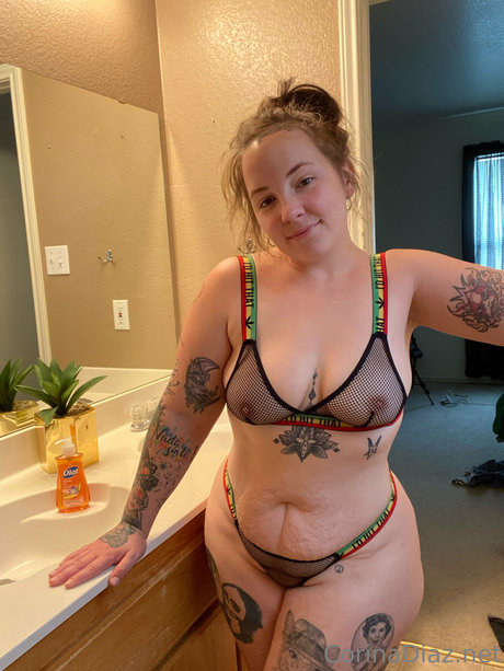 corinadiaz hd akt archiv