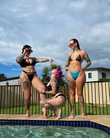 Sam Rich schauspielerin nacktheit fotos