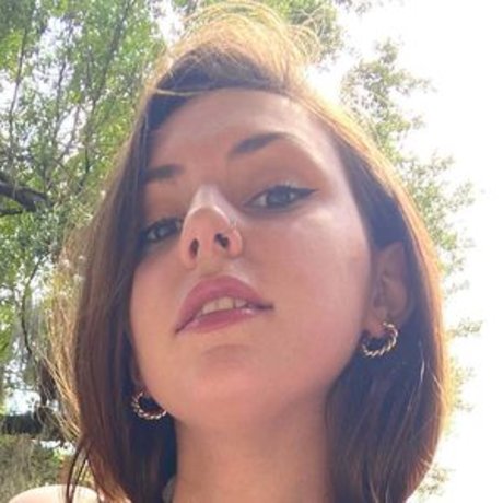 kurvige milf-onlyfans perfekte nacktheit galerie