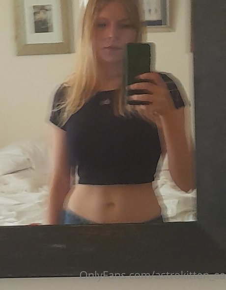 Astrokitten sa exklusive nette bilder