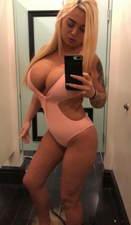 geile krankenschwester onlyfans exklusive pornografische bilder