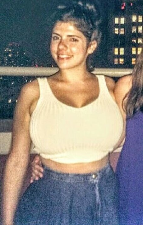 nackte rothaarige onlyfans kunst bilder