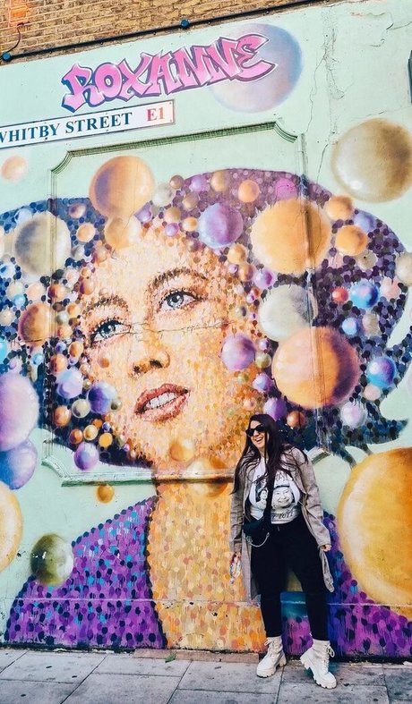 Sapir Sol schöne nette galerien