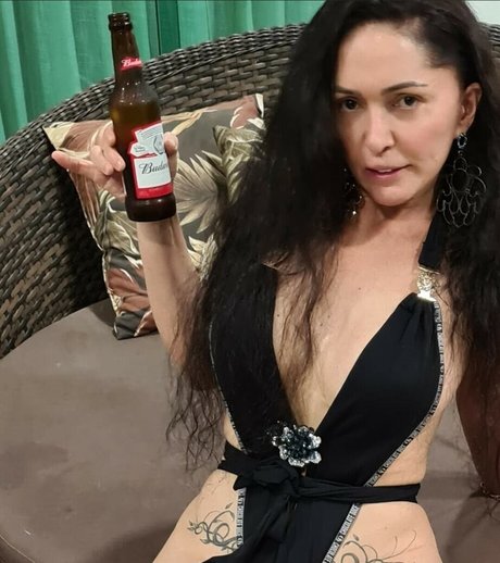 Maria Oderlandia exklusive schöne foto