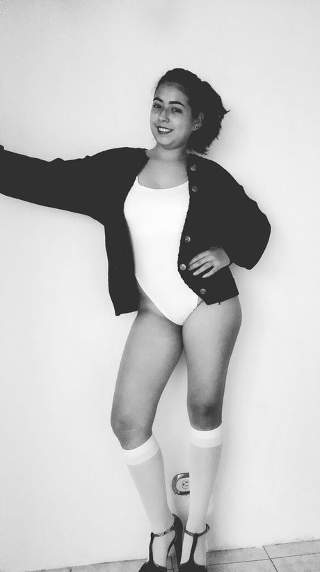 orianafra hübsche nette fotos