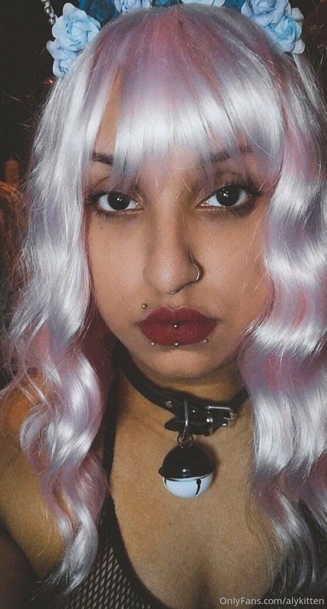 raeraejiggles exklusive sexy galerie