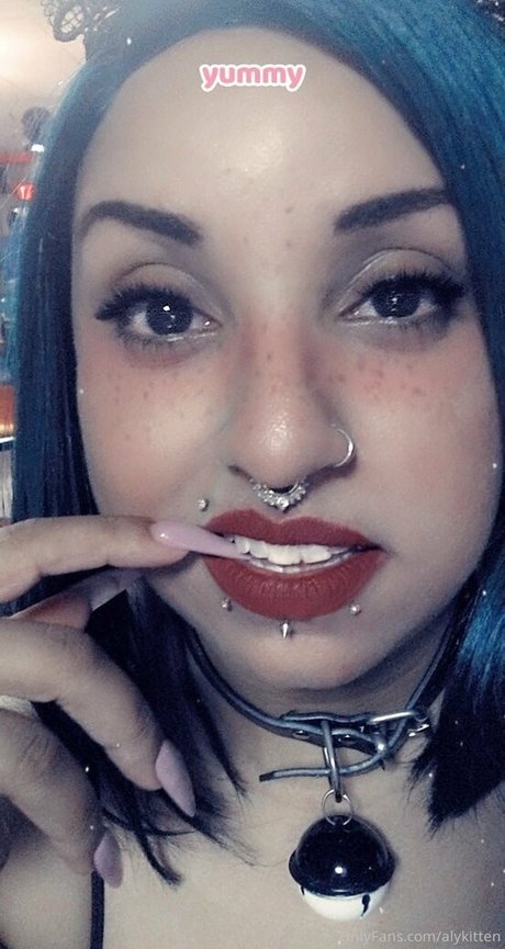 raeraejiggles pornostar kostenlose bilder