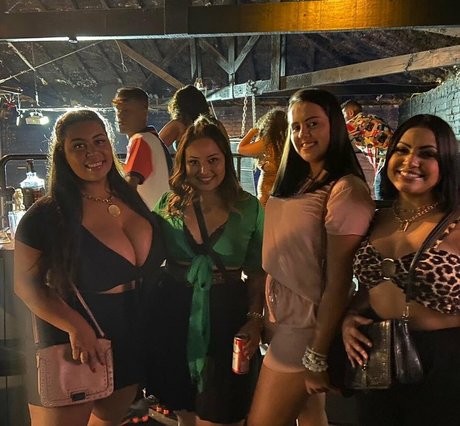 bi anchi00 erwachsene pornostar galerien