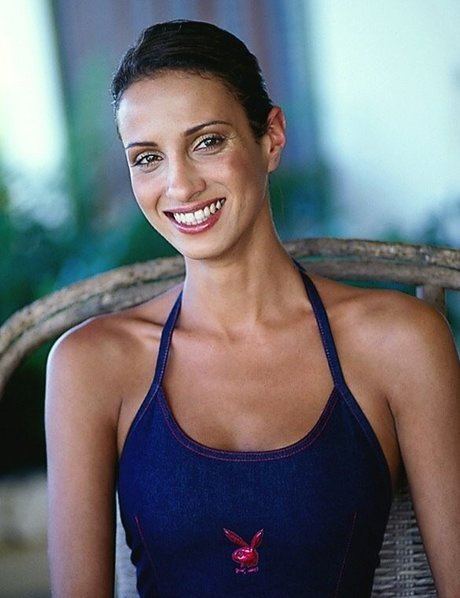 Dora Pohanyar erotische sex bilder