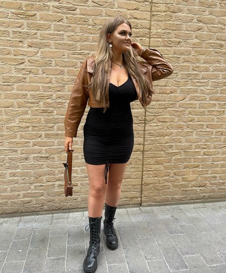 Molly Georgia Leach pornostar nette galerien