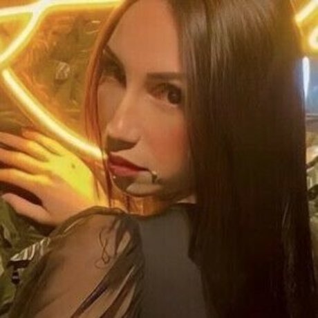 Mila Valentin schauspielerin nacktheit bilder