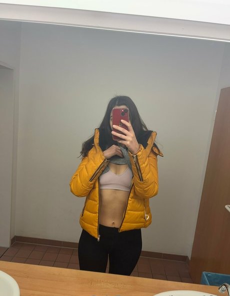 luana1994 exklusive beste bild