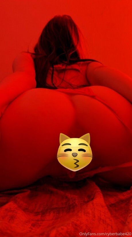 cyberbabe420 kostenlose perfekte bilder