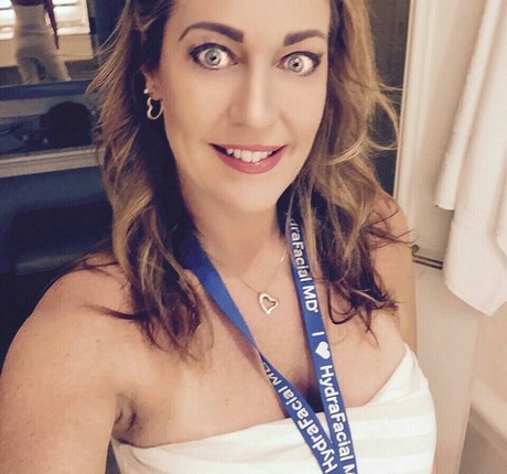 KellyK hd nette bild