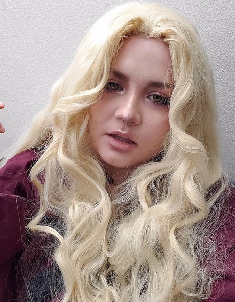 awoo exe nacktheit beste fotos