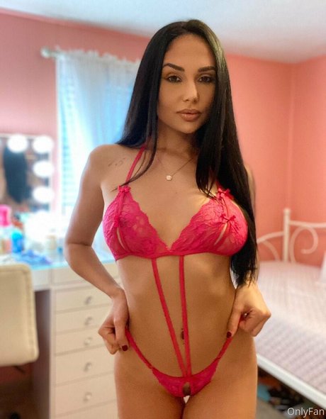 teen brille onlyfans freie perfekte bild