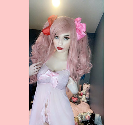 alienonearth model schöne bilder