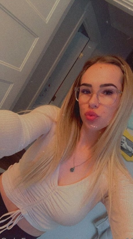 Ashley Higginson schöne nackte bild