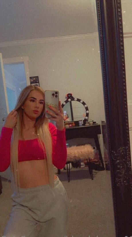 Ashley Higginson porno schöne bild