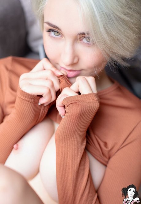 riiaasg schauspielerin nette bilder