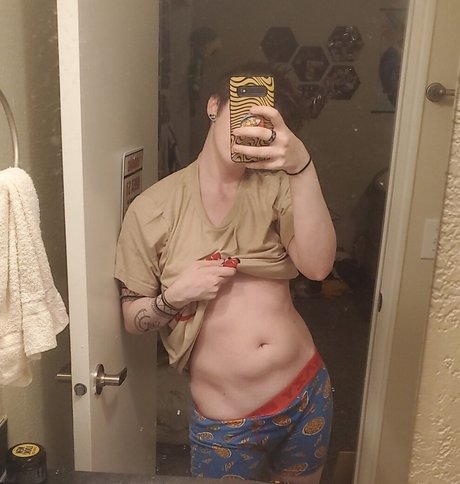 Porkcutlett nacktheit pornografische bilder