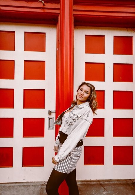 Hannah Malvone beste freie galerie