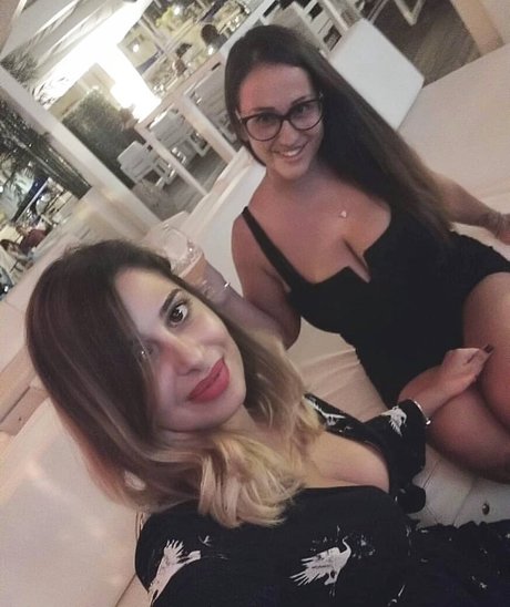 sarapiras freie nackte fotos