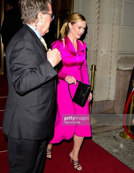 Julia Stiles nackt sexy bild