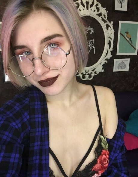 alice immodest kunst erotische bild