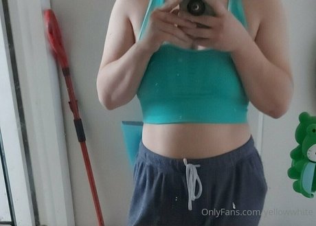 yellowwhite nacktheit schöne galerien