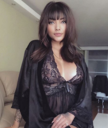 Cassie Vanity exklusive hd foto