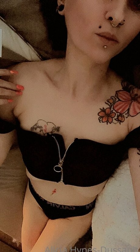 your fantasy527ca nackt sexy foto