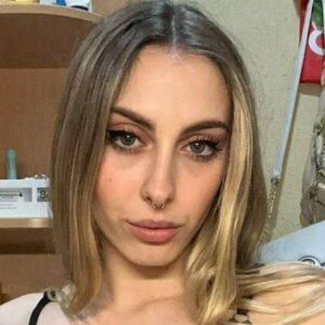 irenehc99 erotische hd galerien