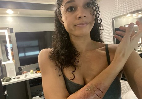 Alisha Wainwright xxx beste fotos