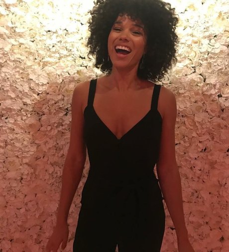 Alisha Wainwright hd sexy archiv