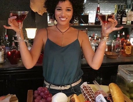 Alisha Wainwright nackt galerien