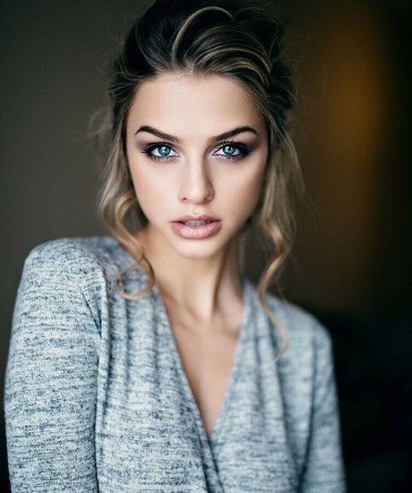 Marina Laswick sexy pornografische archiv