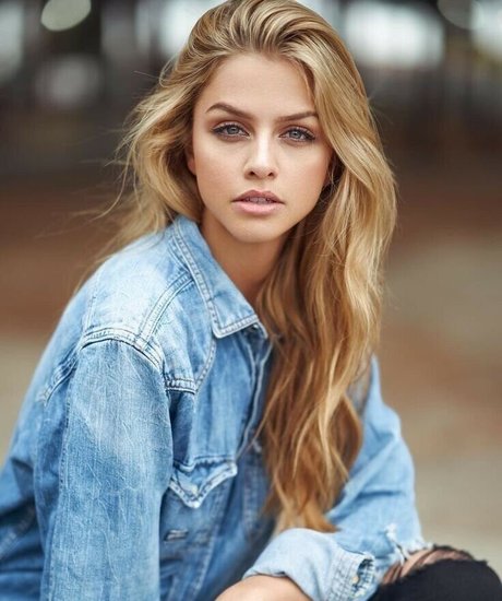 Marina Laswick nacktheit hd bild