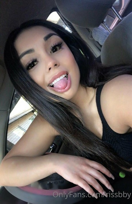 rissbby schauspielerin akt galerie