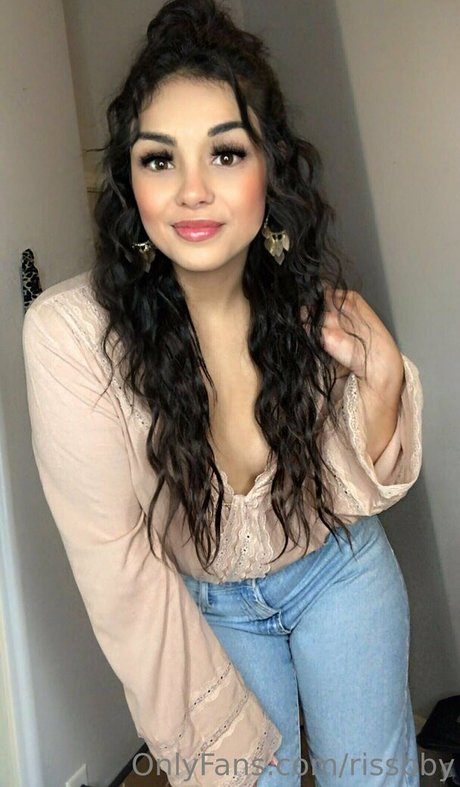 rissbby sexy exklusive bild