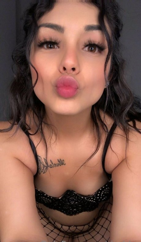 rissbby exklusive porno bilder