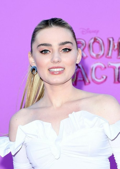 Meg Donnelly erotische hübsche galerie