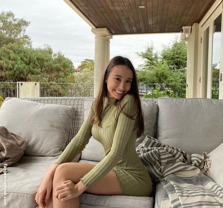 große titten milf onlyfans erotische akt archiv