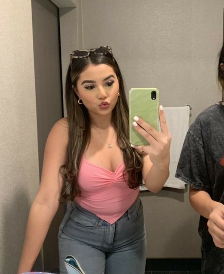 Gisselle Next Door nackt heiße galerien